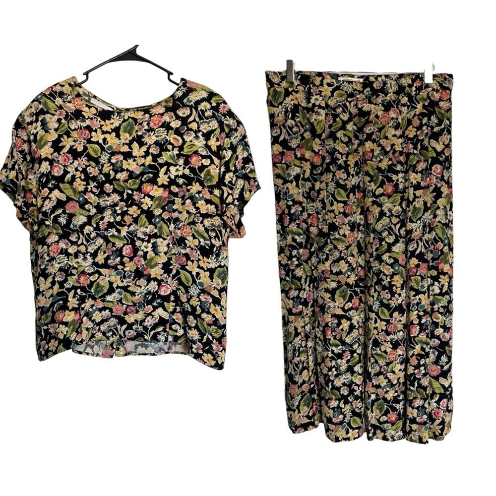 Liz Claiborne Black Floral Short-Sleeve Top and Matching Skirt Set
